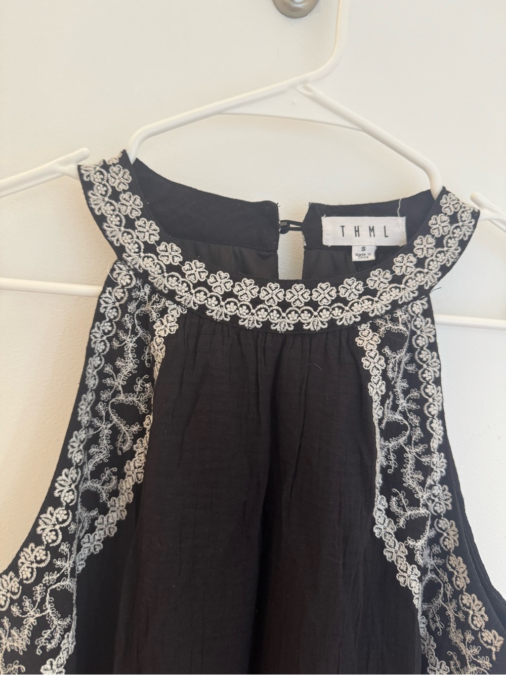 THML Stitch Fix Dress Women's Black Vittoria Embroidered A-Line Mini Halter, S - Picture 4 of 6